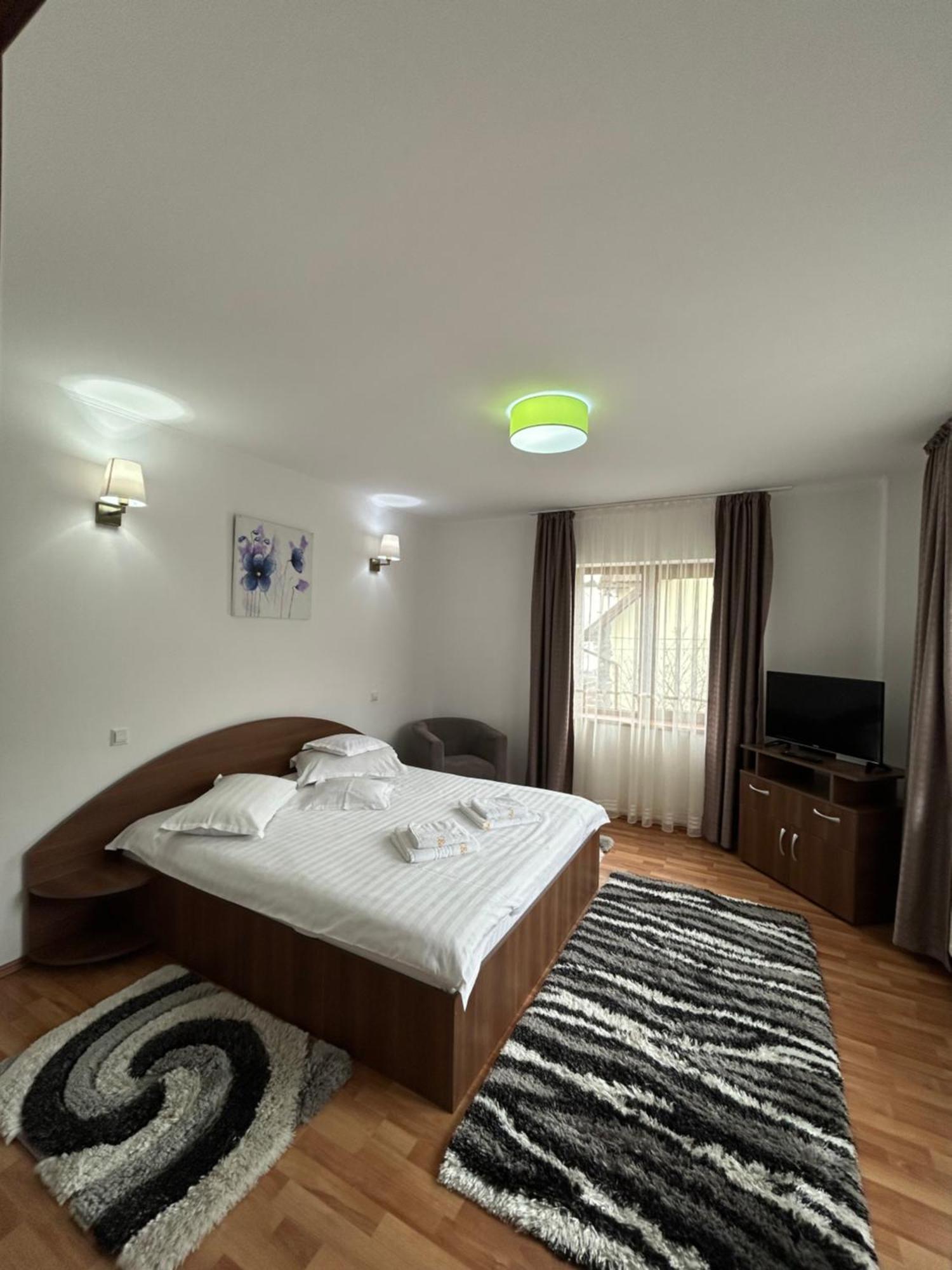 Casa Ador Hotel ซินายา ภายนอก รูปภาพ