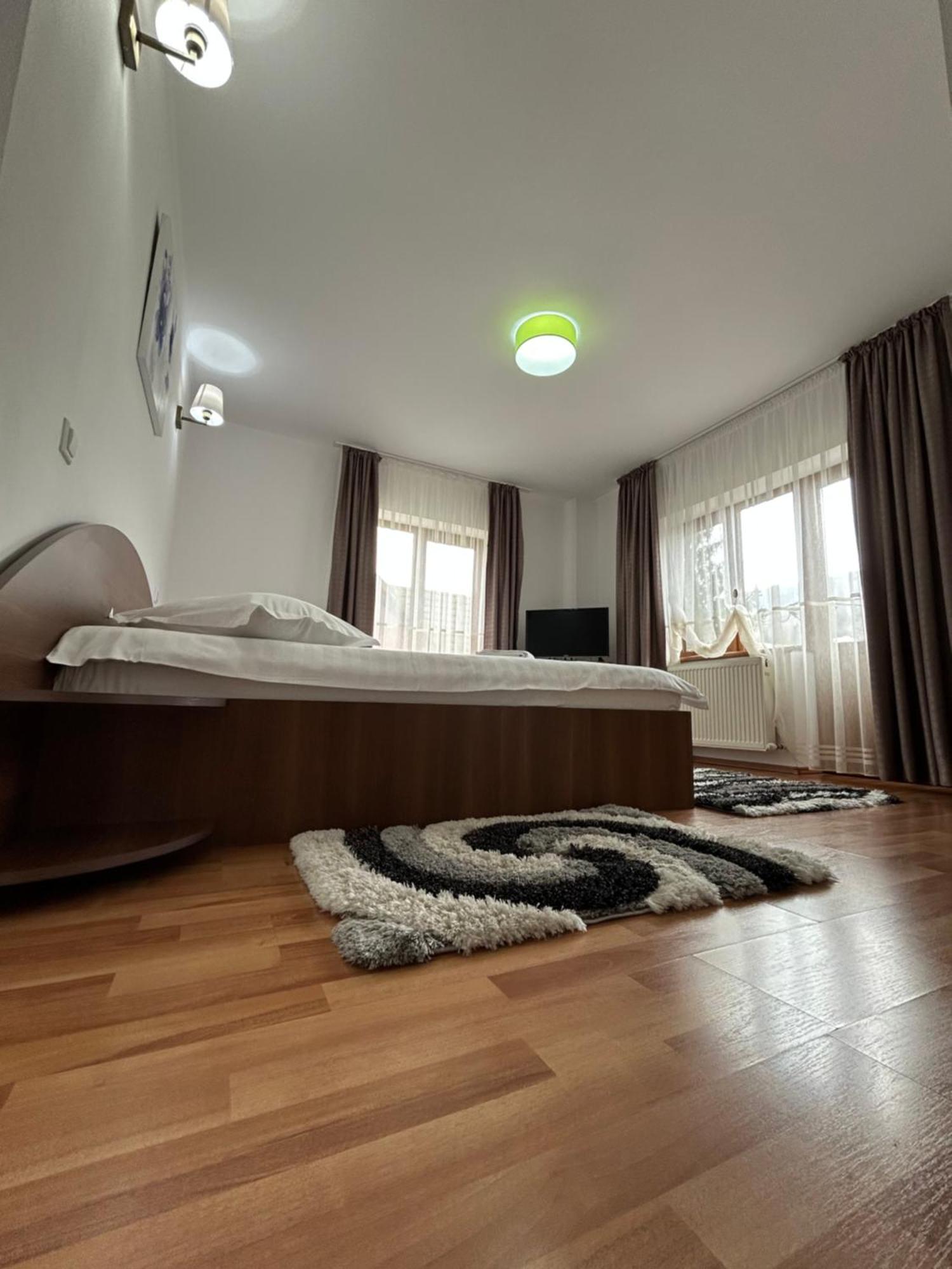 Casa Ador Hotel ซินายา ภายนอก รูปภาพ